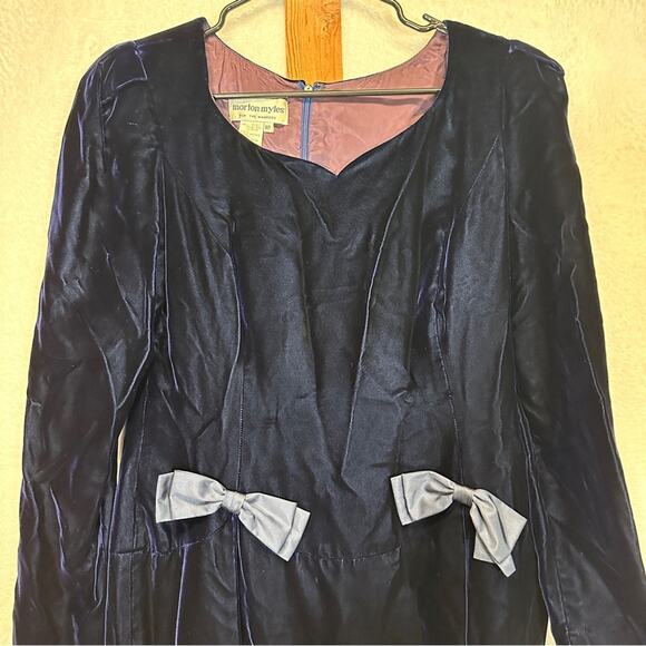 Morton Myles For The Warrens Navy Blue Velvet Long Sleeve Dress Size 10 - Picture 2 of 7
